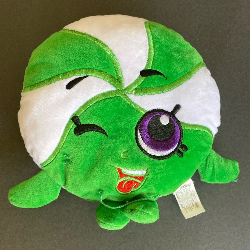 10/$10 Shopkins plush 7”
